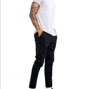 Slim chinos with elastic waist in black *Brand New*